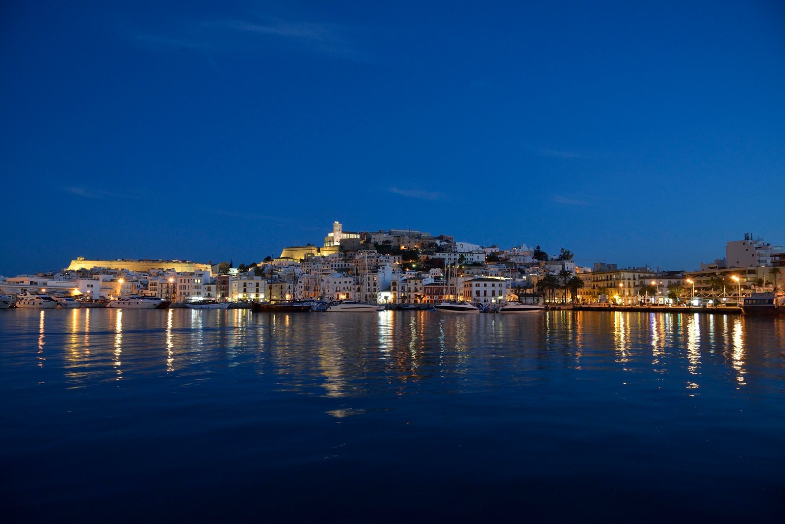Cómo disfrutar de la Navidad en Ibiza