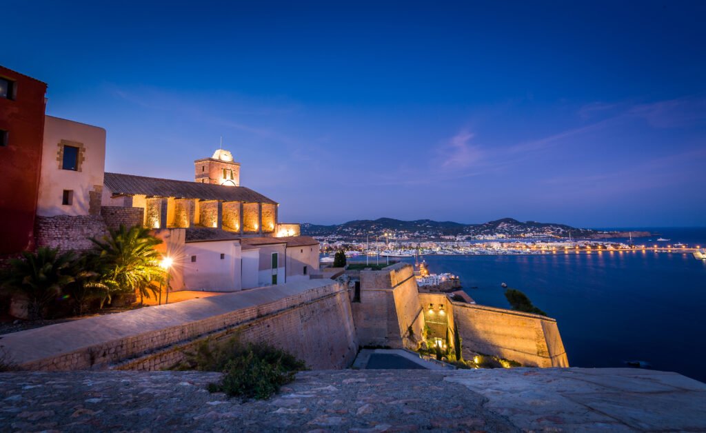 dalt vila