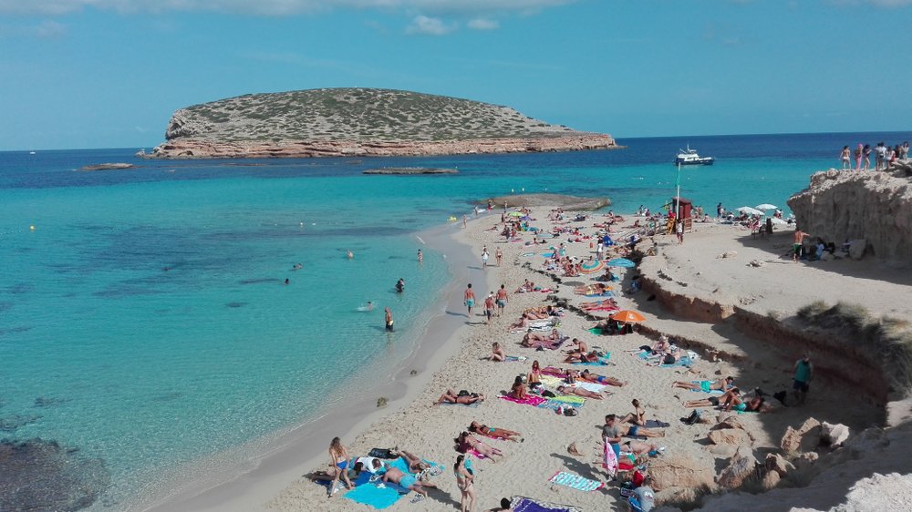 Ibiza y sus playas nudistas ¿ya las conoces?