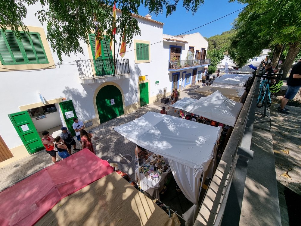 Descubre los mercados tradicionales de Ibiza