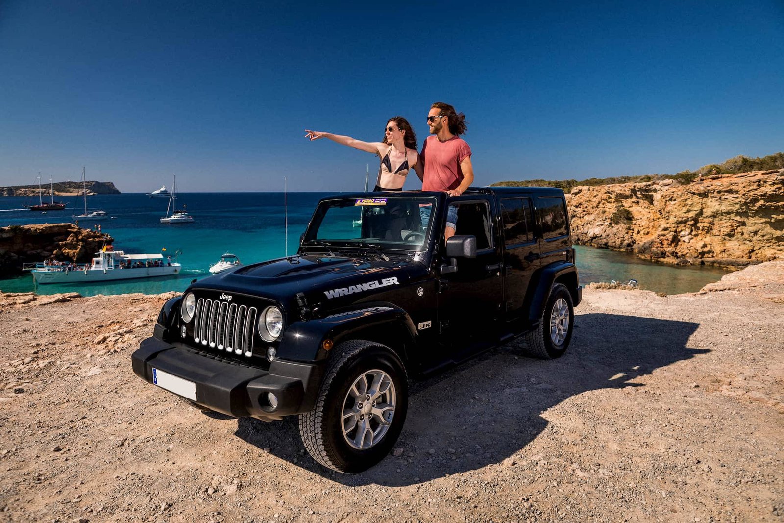 Disfruta de los mejores precios de alquiler de coches en Ibiza con tu tarjeta de débito
