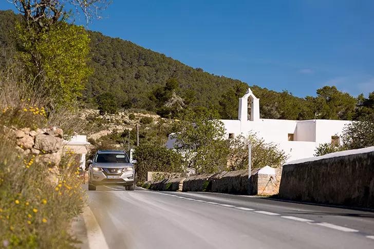 Aparcar en Ibiza en verano: guía por zonas y consejos